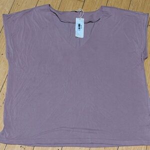 Mystree Shirt Adult Medium Nude Color Ultra Soft V-Neck Tee Womens